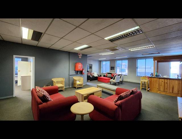 2,501M² WAREHOUSE FOR SALE IN ISANDO
